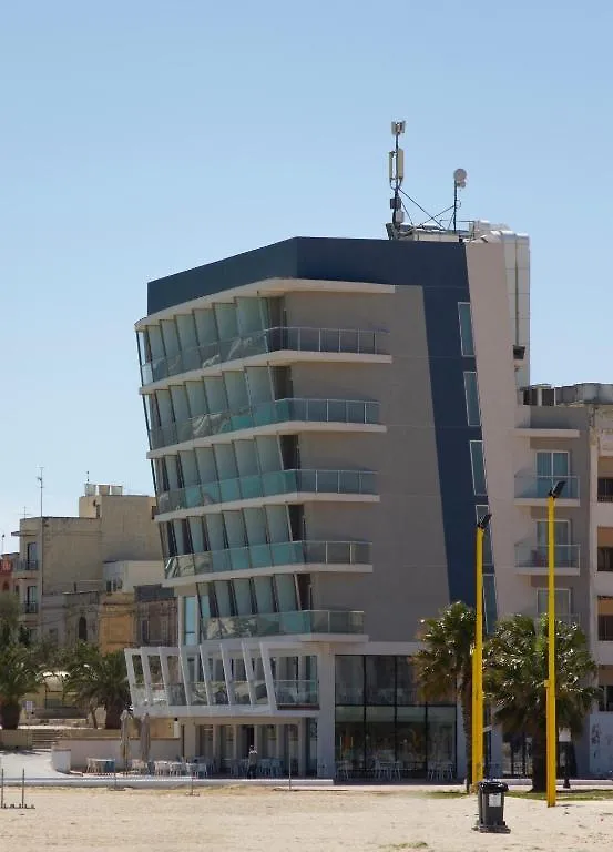 Birżebbuġa Water'S Edge Hotel