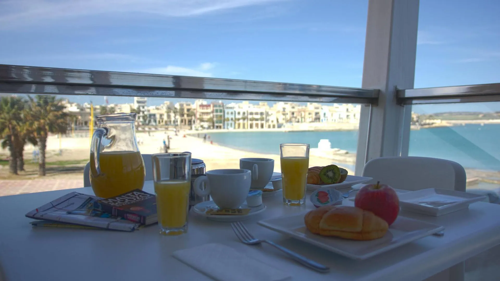 Birżebbuġa Water'S Edge Hotel