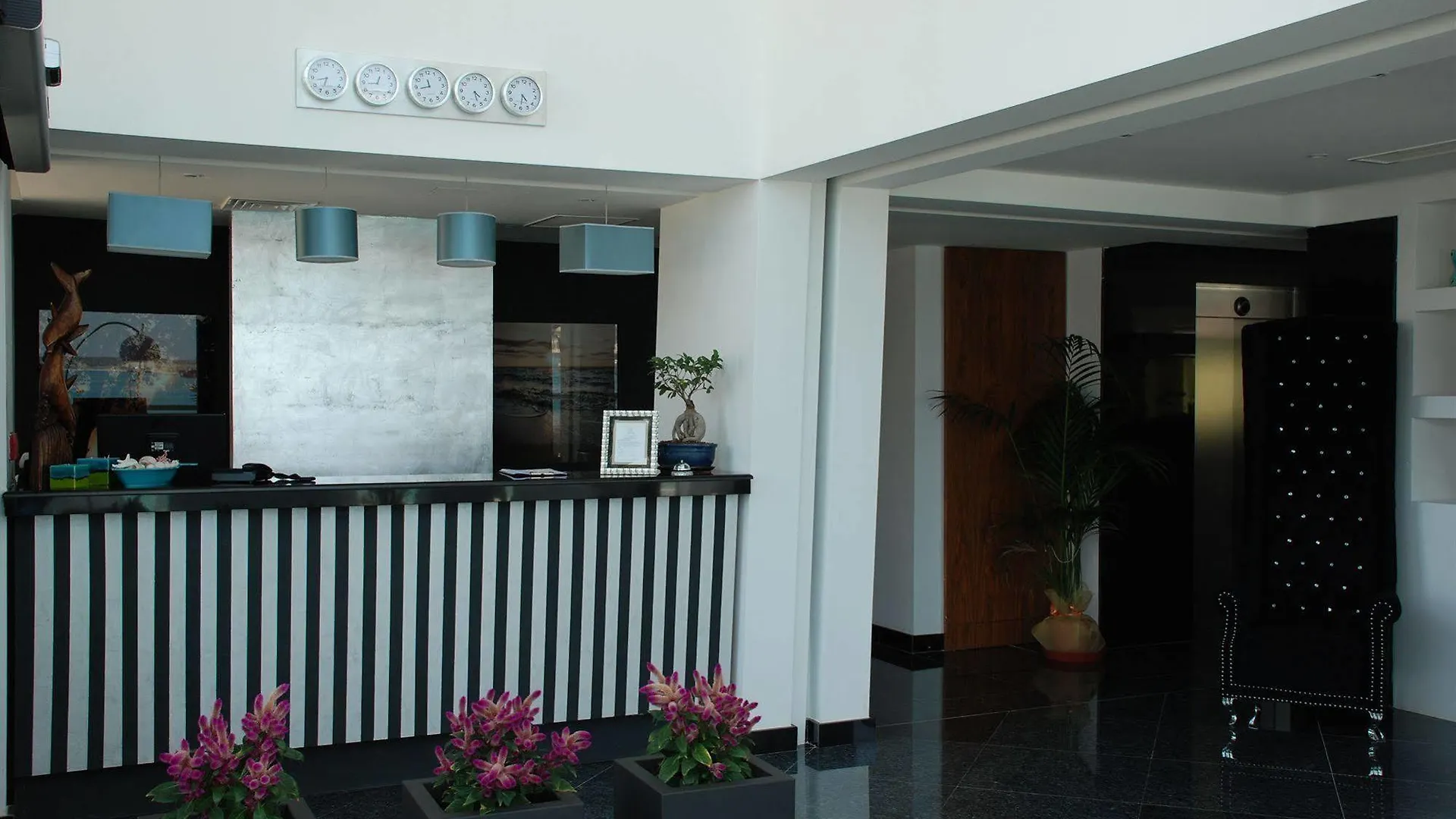 Water'S Edge Hotel Birzebbuga